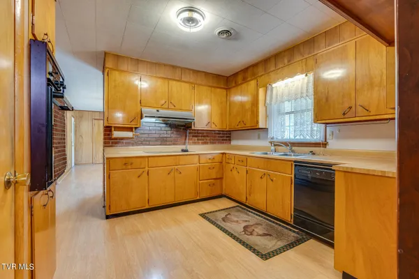 $289,900 | 172 Una Street, Gate City, VA 24251