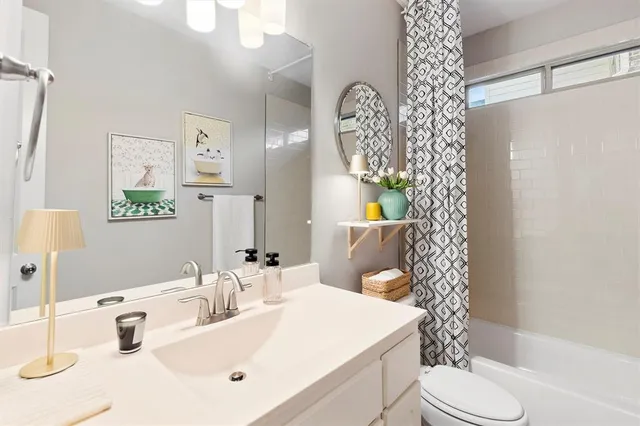 $2,450 | 4520 Del Rey Avenue, McKinney, TX 75070