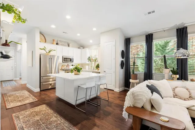 $2,450 | 4520 Del Rey Avenue, McKinney, TX 75070