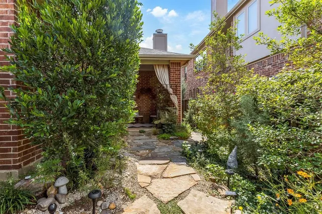 $2,450 | 4520 Del Rey Avenue, McKinney, TX 75070