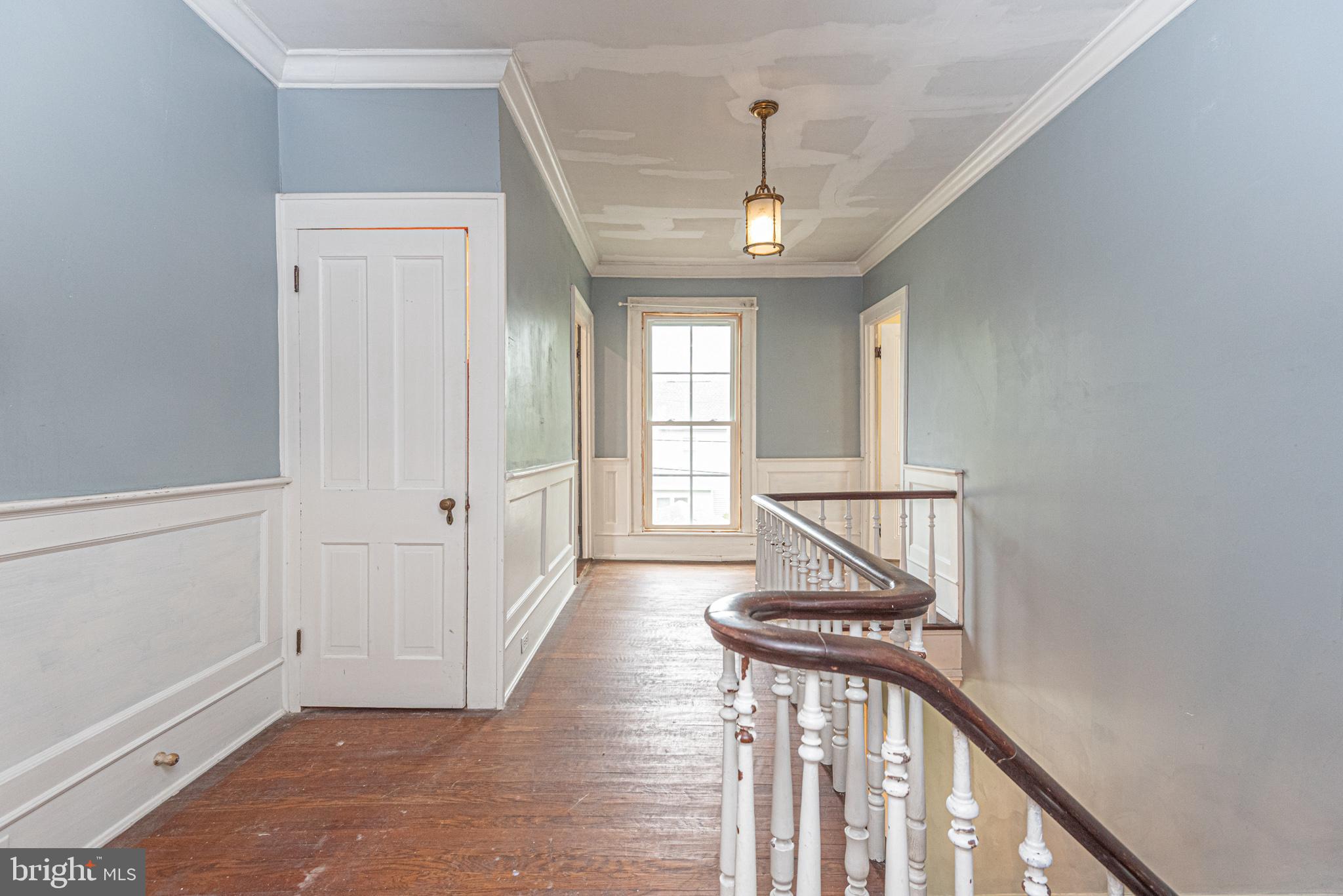 8318 Langmaid Road Newark, MD 21841 - Photo 46 of 122 a view of a hallway with an entryway