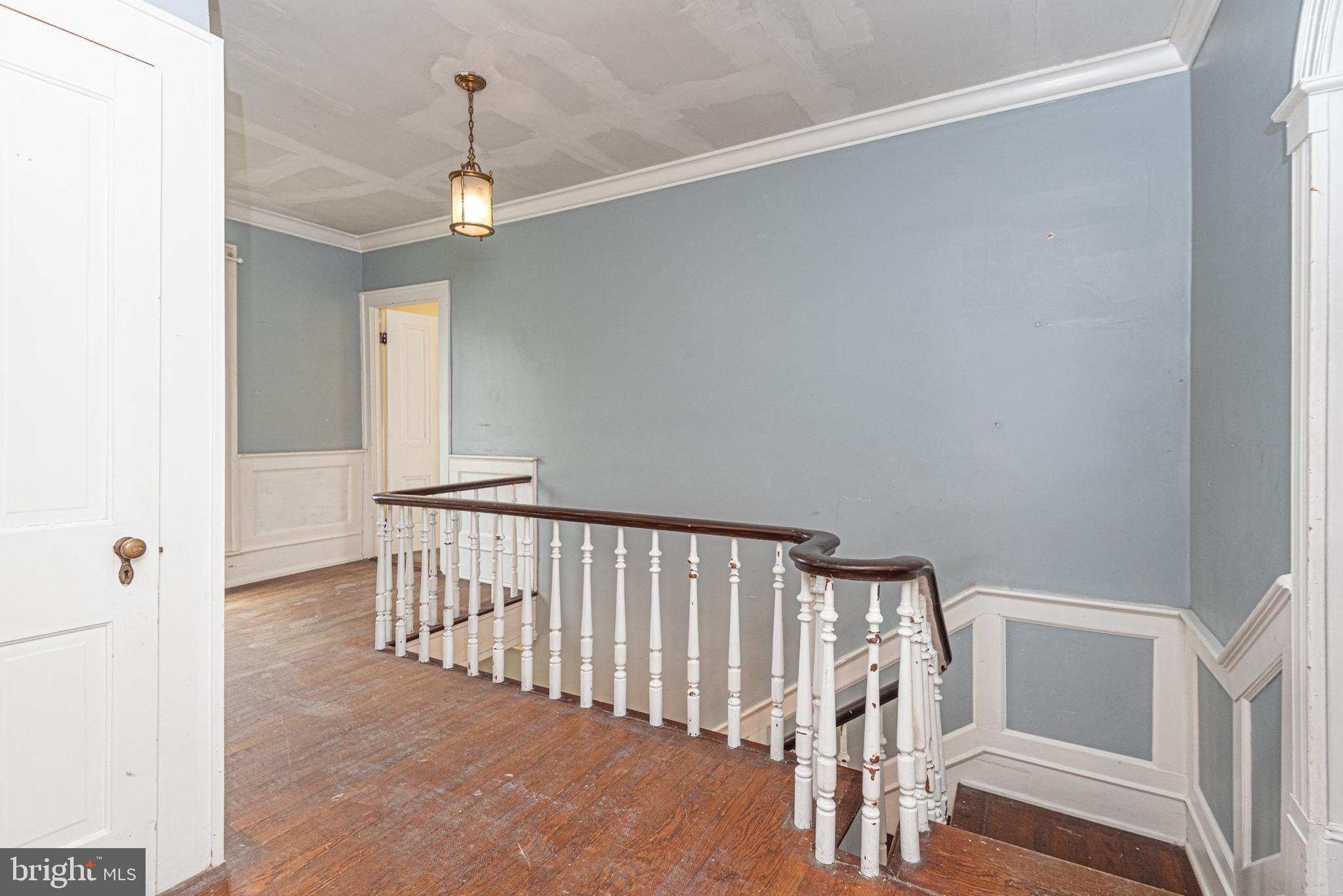 8318 Langmaid Road Newark, MD 21841 - Photo 47 of 122 a view of entryway with wooden floor