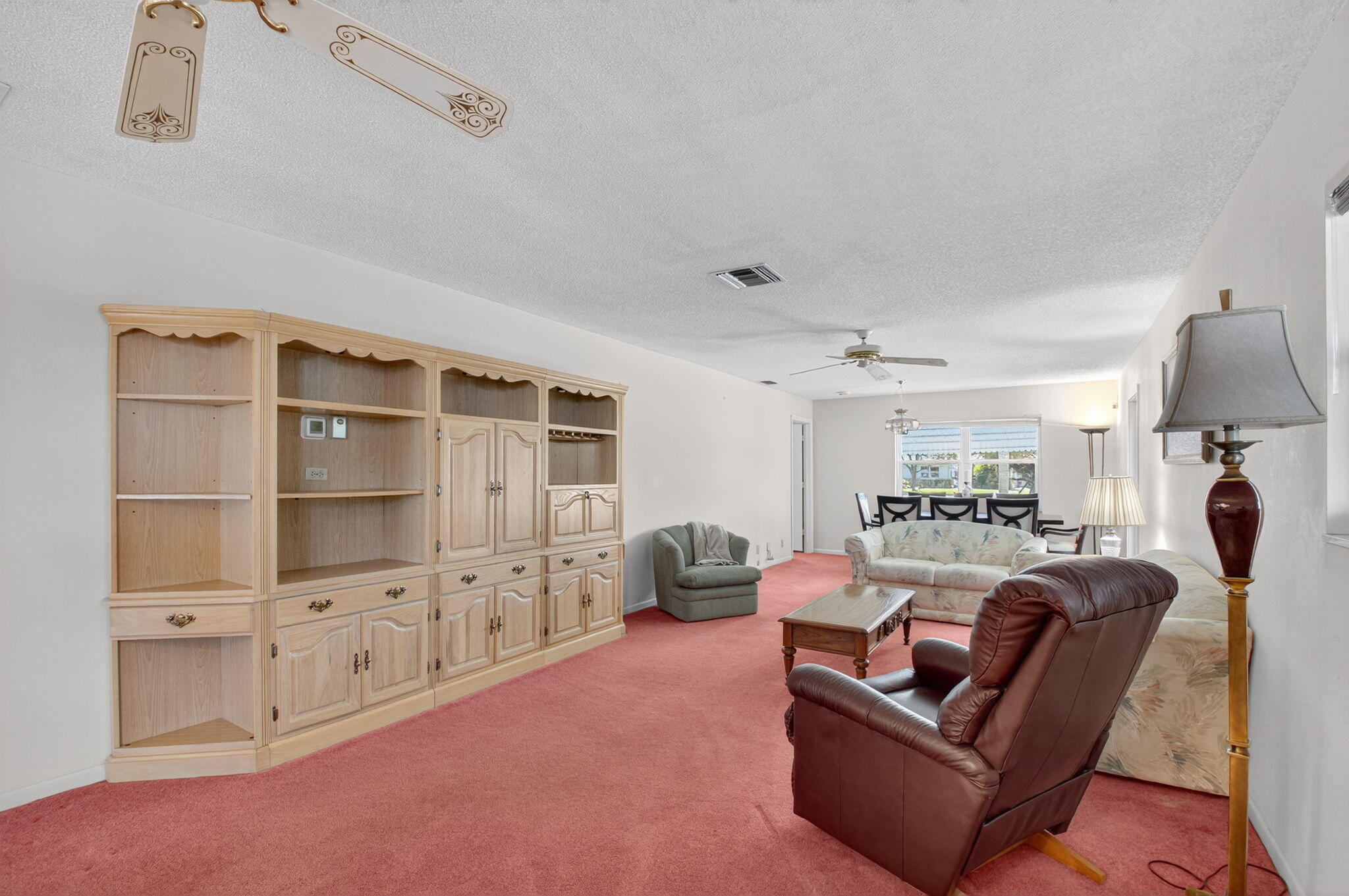 634 Hummingbird Lane Delray Beach, FL 33445 - Photo 8 of 37 a living room with furniture