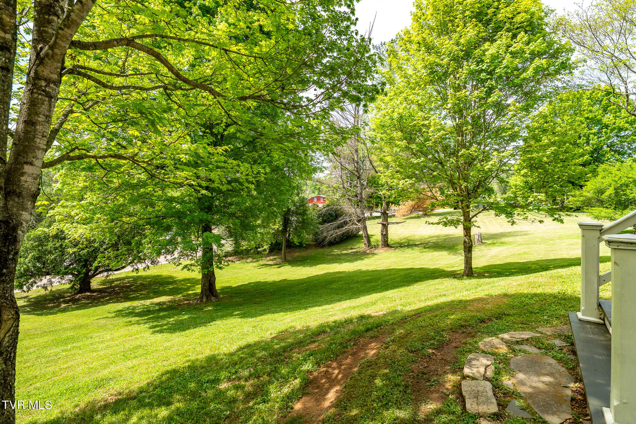 985 Chuckey Pike Chuckey, TN 37641 - Photo 35 of 73 985 Chuckey Pike (49 of 107)