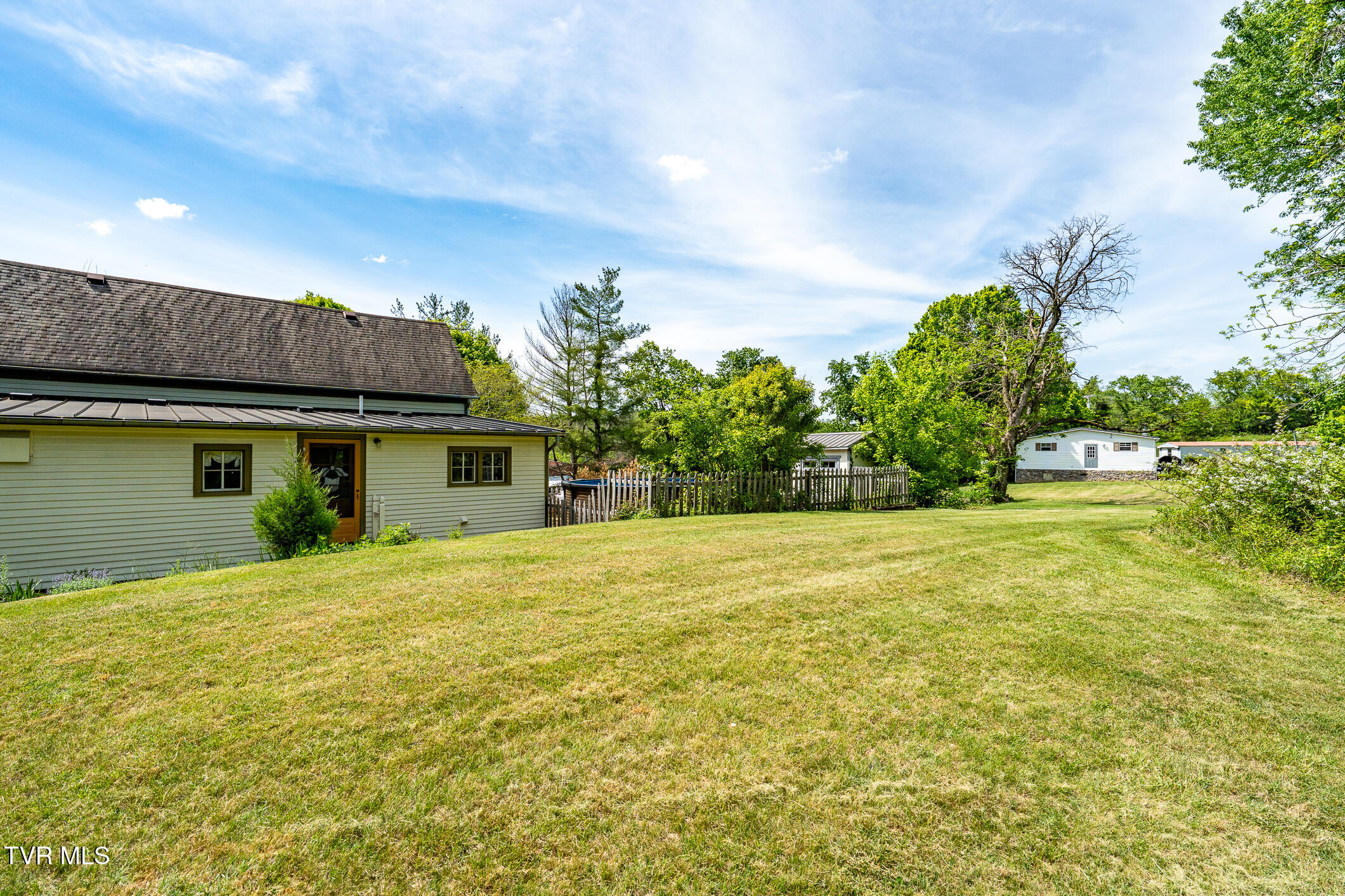 985 Chuckey Pike Chuckey, TN 37641 - Photo 50 of 73 985 Chuckey Pike (65 of 107)