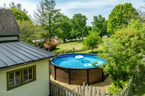 $314,900 | 985 Chuckey Pike, Chuckey, TN 37641