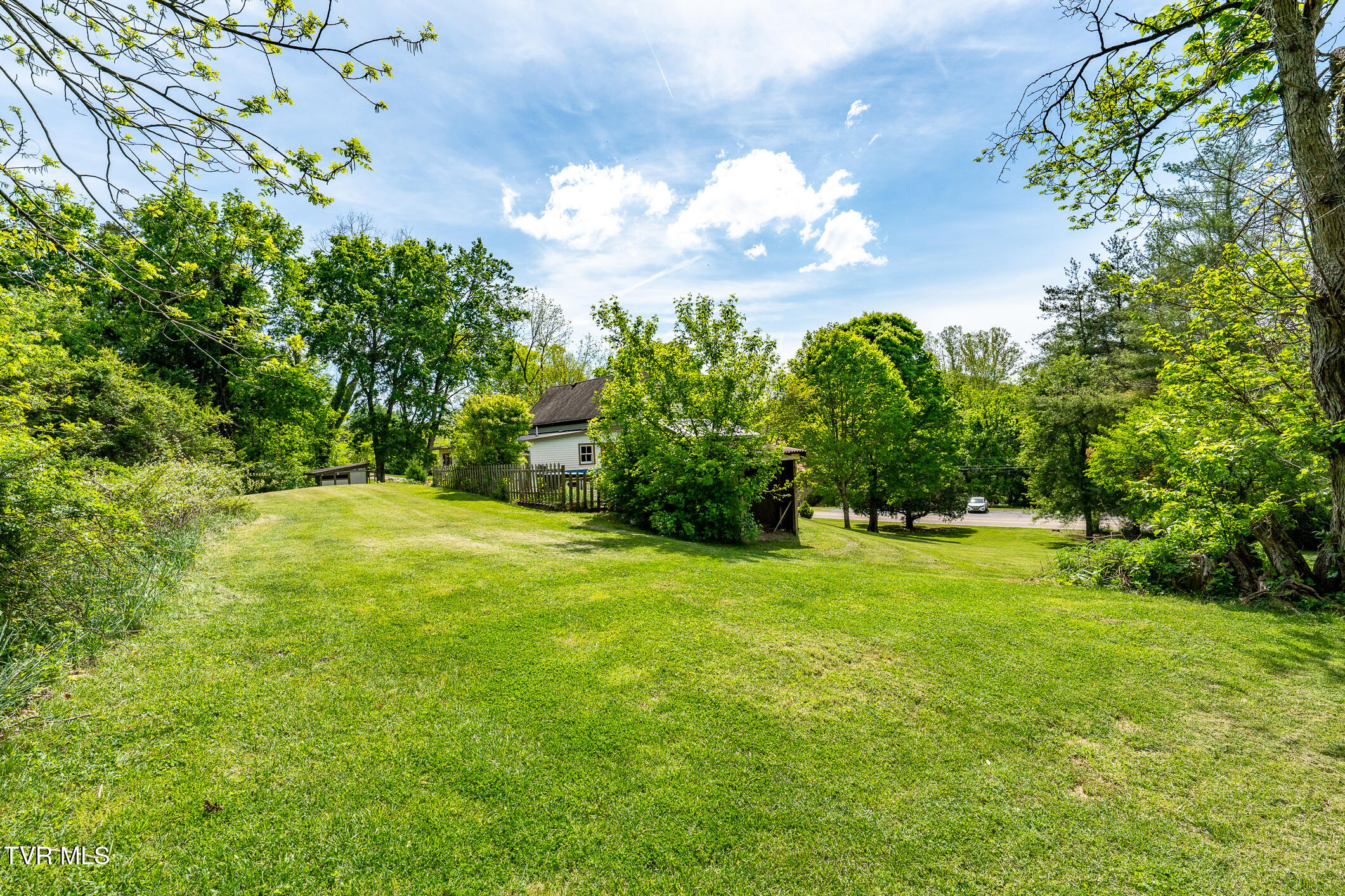985 Chuckey Pike Chuckey, TN 37641 - Photo 59 of 73 985 Chuckey Pike (67 of 107)