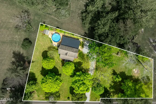 $314,900 | 985 Chuckey Pike, Chuckey, TN 37641