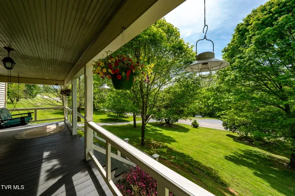 $314,900 | 985 Chuckey Pike, Chuckey, TN 37641