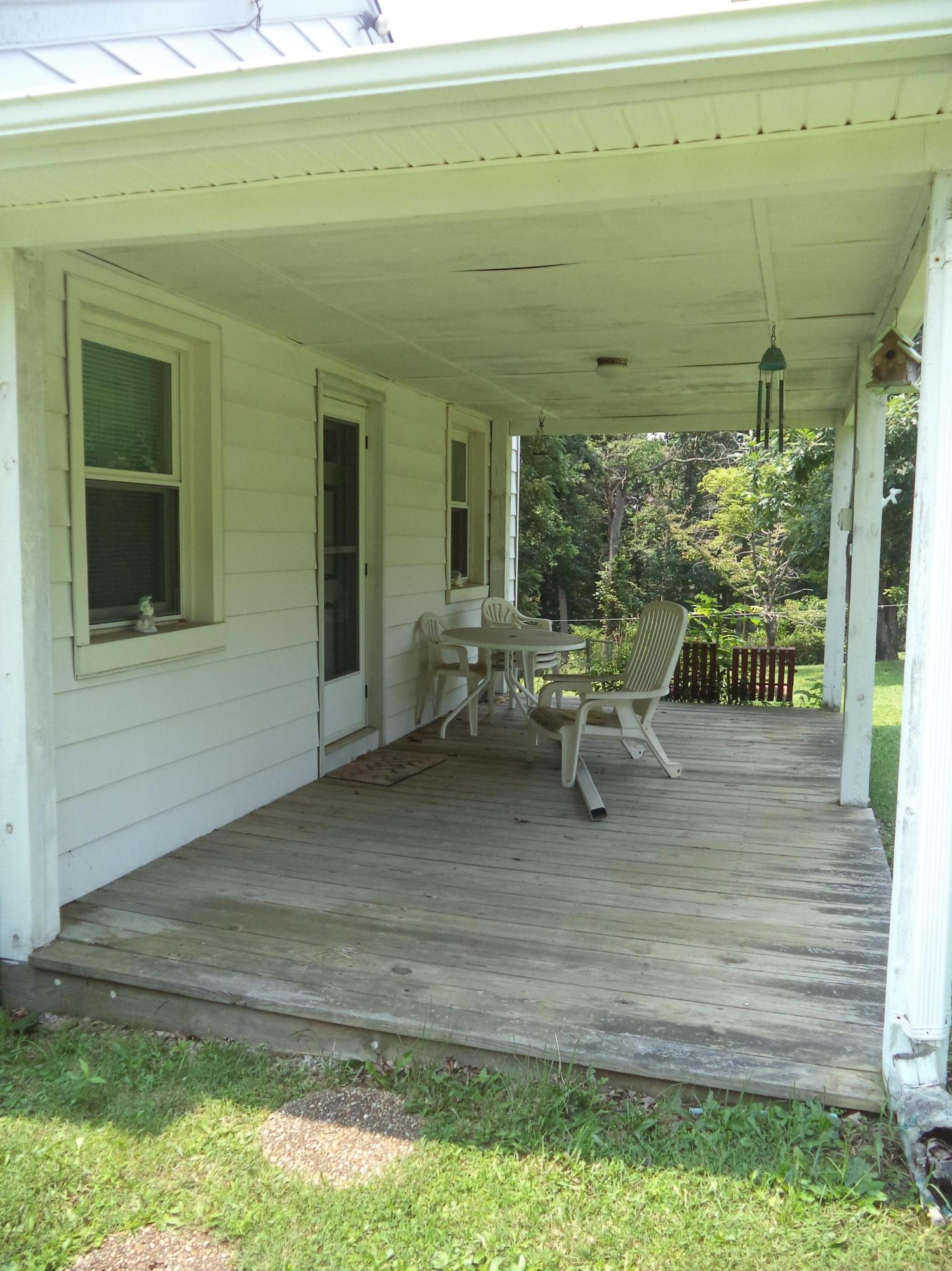 226 Webster Heights Road Roanoke, VA 24012 - Photo 11 of 15 DSC02944