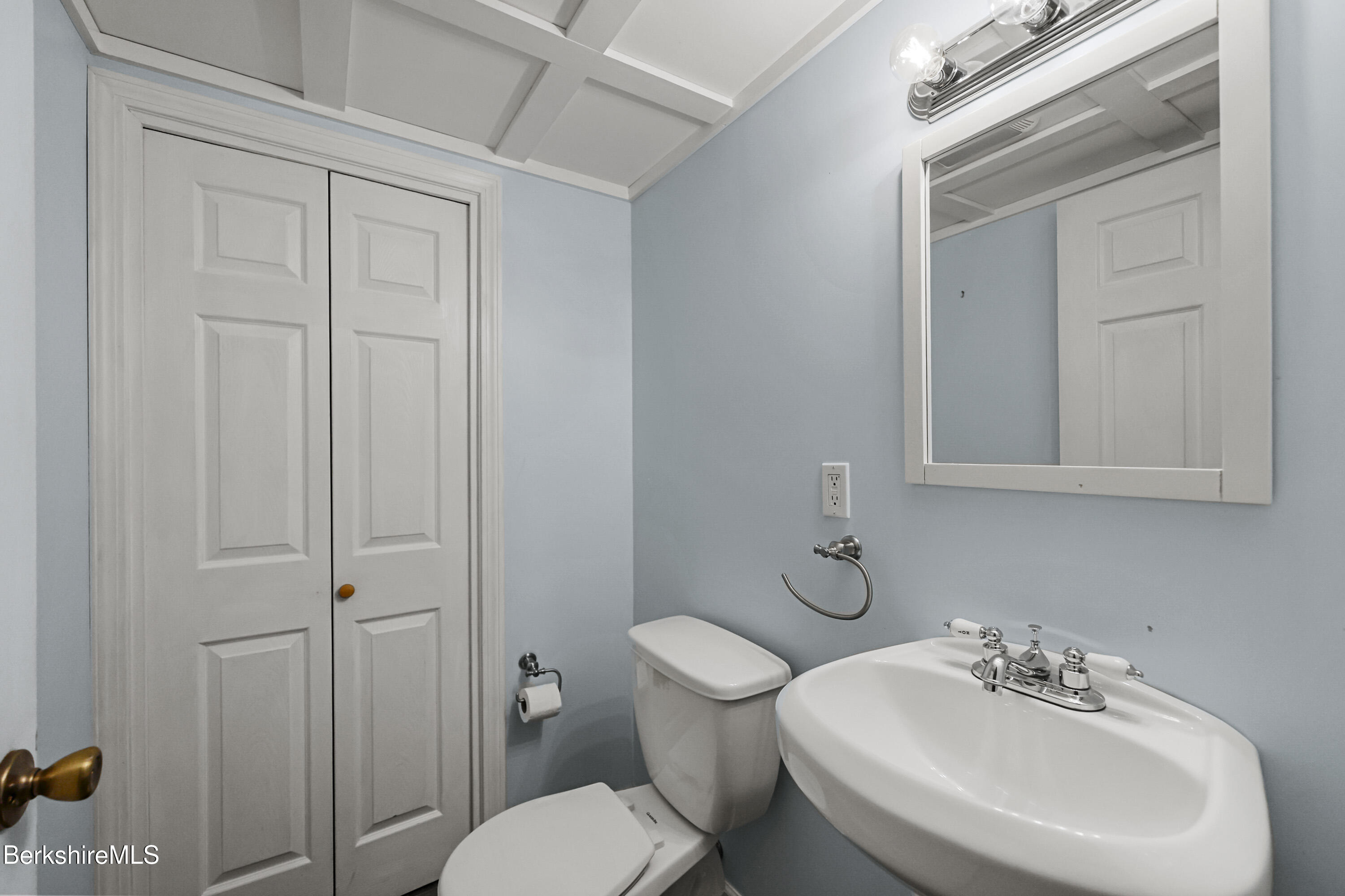 29 Balance Rock Road Lanesborough, MA 01237 - Photo 25 of 38 a bathroom with a toilet a sink and mirror