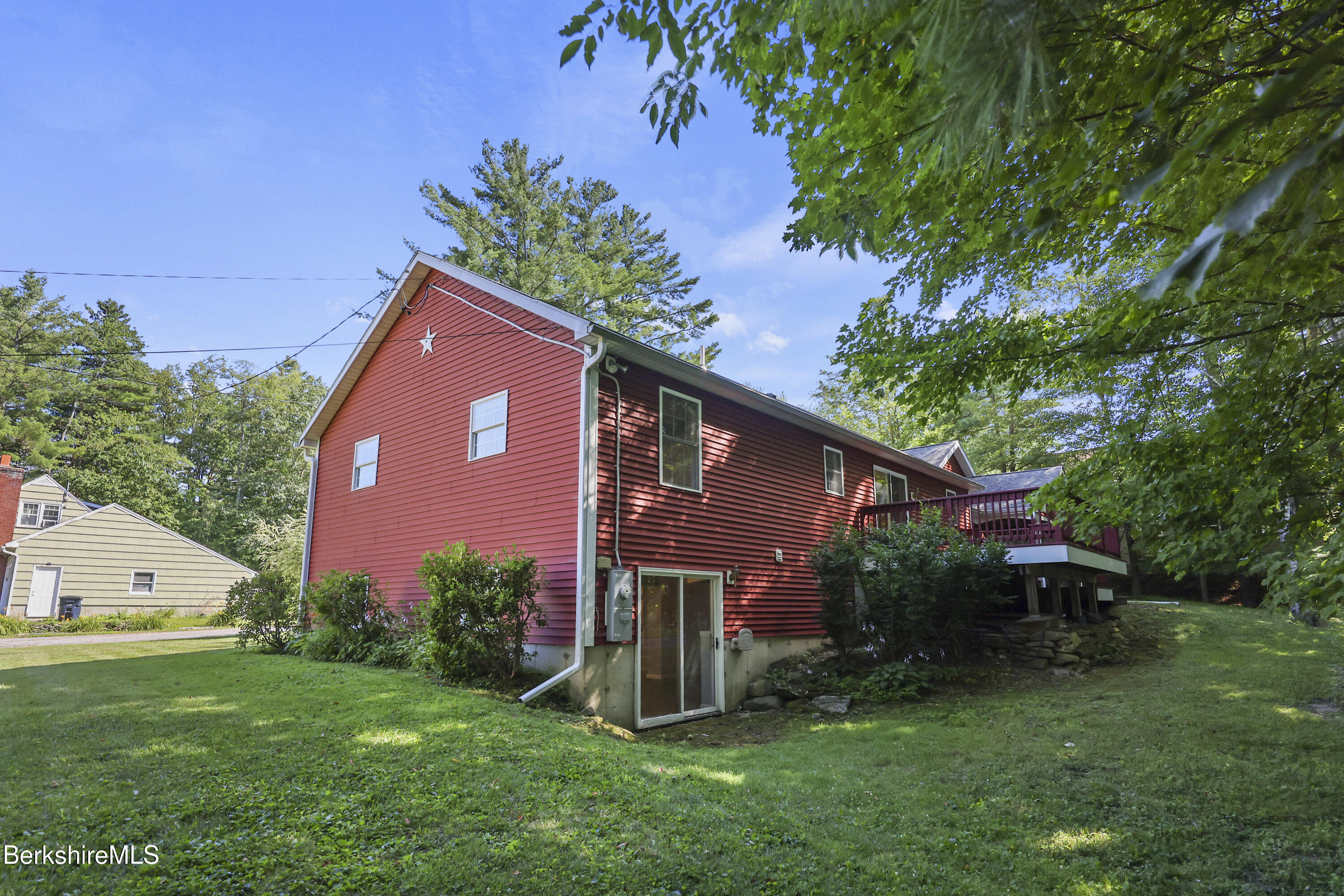 29 Balance Rock Road Lanesborough, MA 01237 - Photo 32 of 38 a view of a back yard of the house