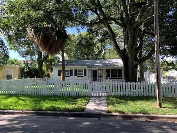 $2,695 | 3516 West San Pedro Street, Tampa, FL 33629