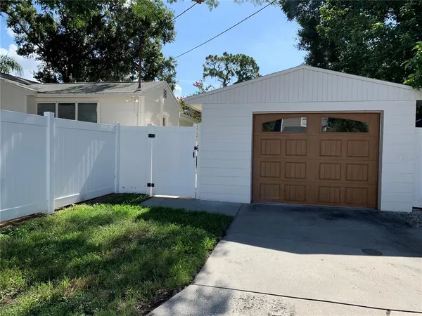 $2,695 | 3516 West San Pedro Street, Tampa, FL 33629