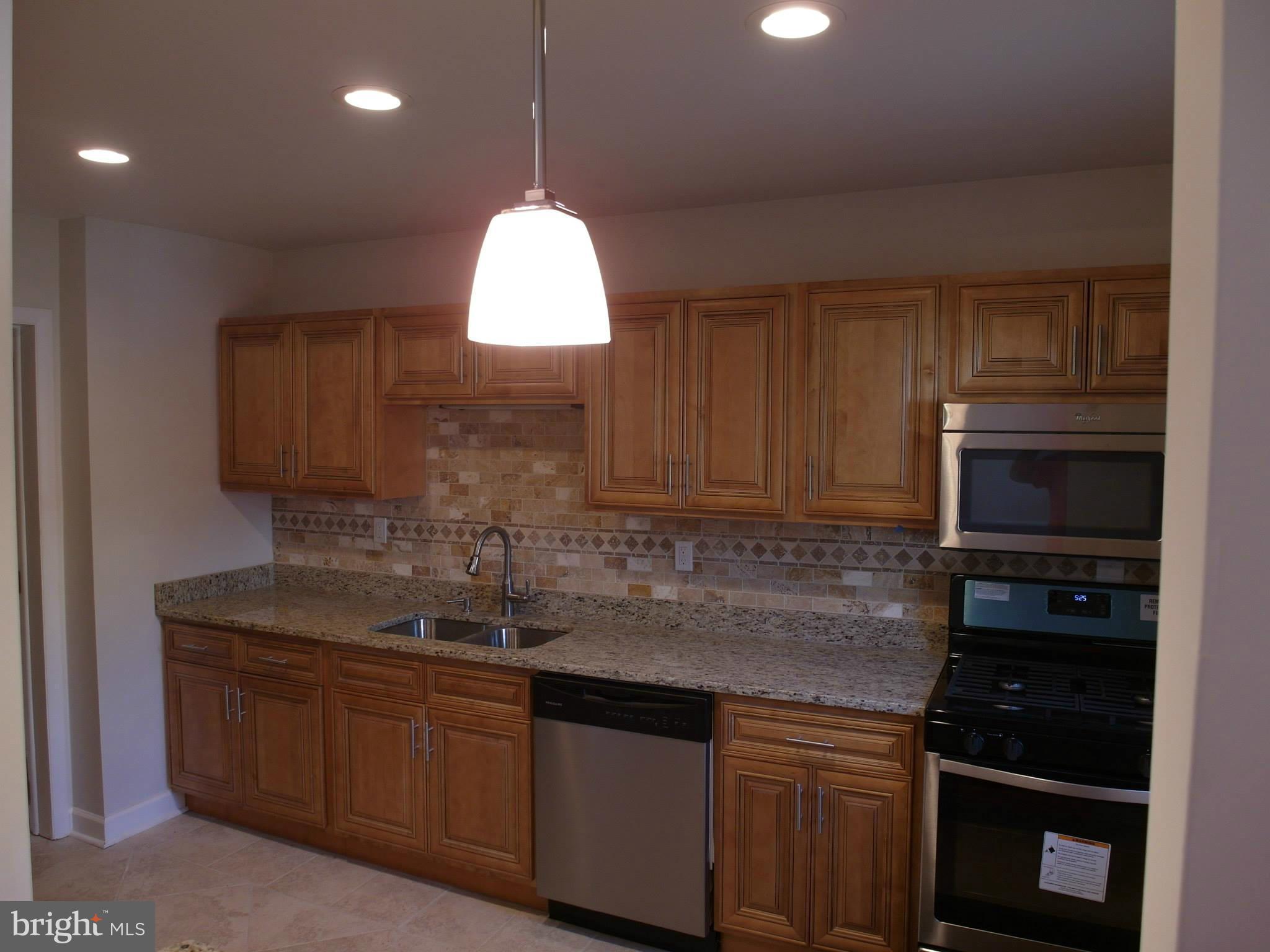 5625 Leiden Road Baltimore, MD 21206 - Photo 17 of 24 Kitchen