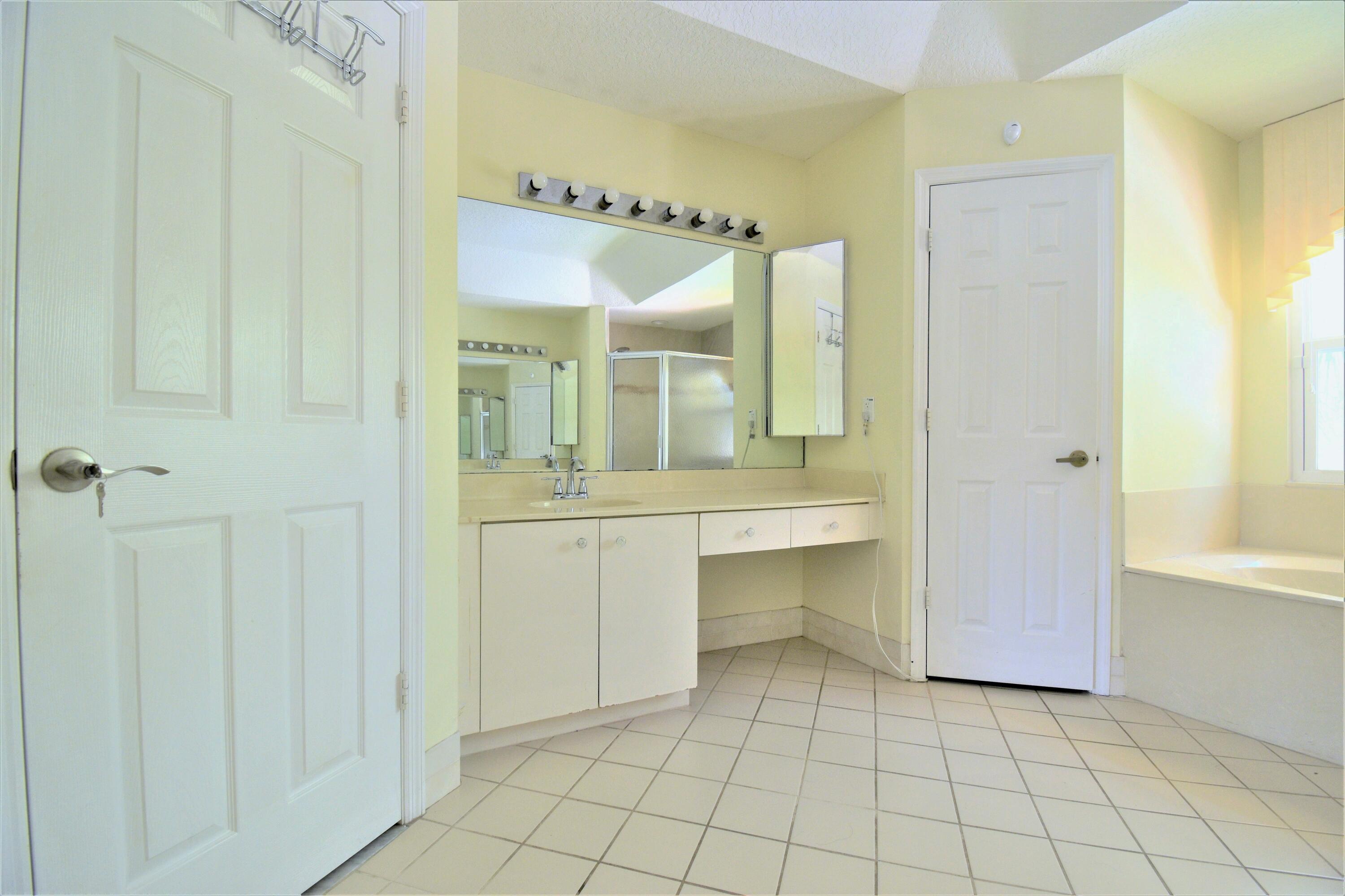 12918 Clifton Drive Boca Raton, FL 33428 - Photo 30 of 56 DSC_0699