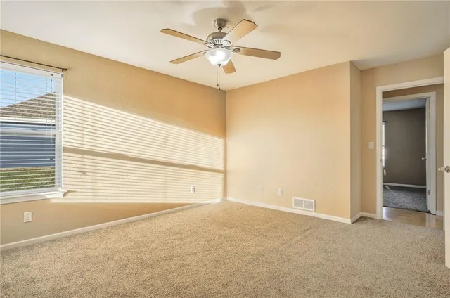 $1,617 | 146 Southeast 1171st Road, Knob Noster, MO 65336