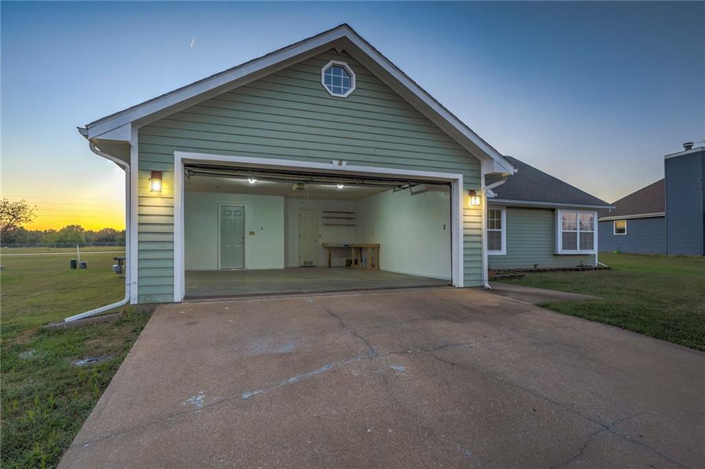 146 Southeast 1171st Road Knob Noster, MO 65336 - Photo 3 of 42