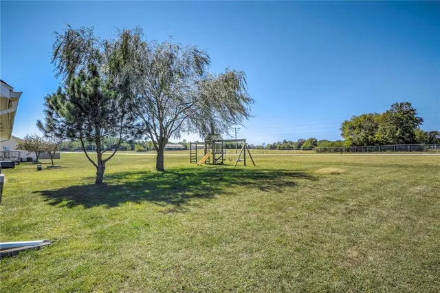 $1,617 | 146 Southeast 1171st Road, Knob Noster, MO 65336