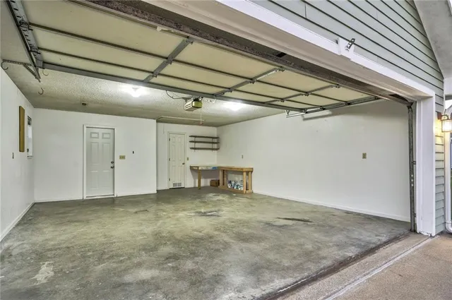 $1,617 | 146 Southeast 1171st Road, Knob Noster, MO 65336