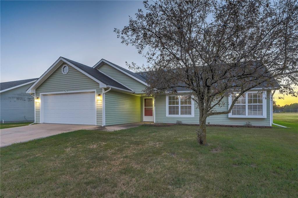 146 Southeast 1171st Road Knob Noster, MO 65336 - Photo 5 of 42