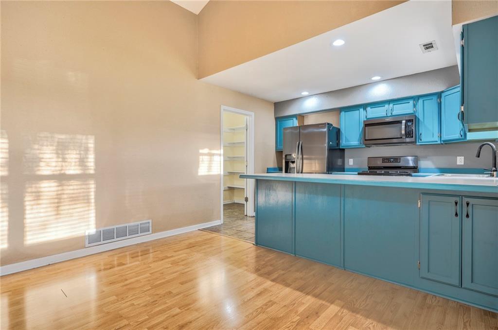 146 Southeast 1171st Road Knob Noster, MO 65336 - Photo 10 of 42