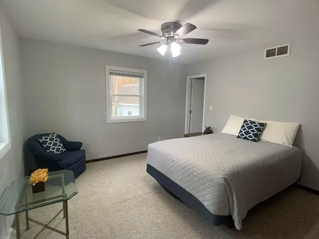 $1,800 | 4805 Rosabelle Beach Avenue, Holland, MI 49424