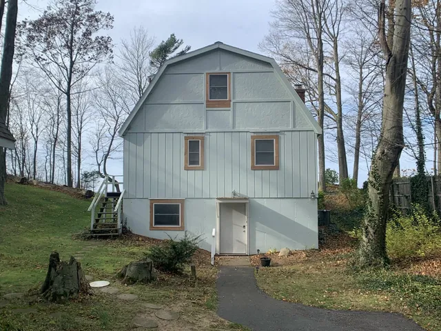 $1,800 | 4805 Rosabelle Beach Avenue, Holland, MI 49424