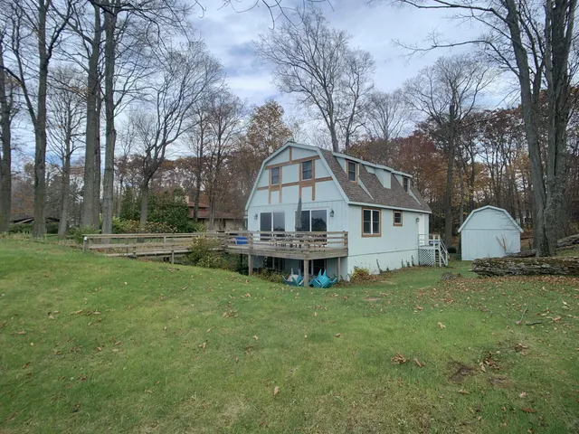 $1,800 | 4805 Rosabelle Beach Avenue, Holland, MI 49424