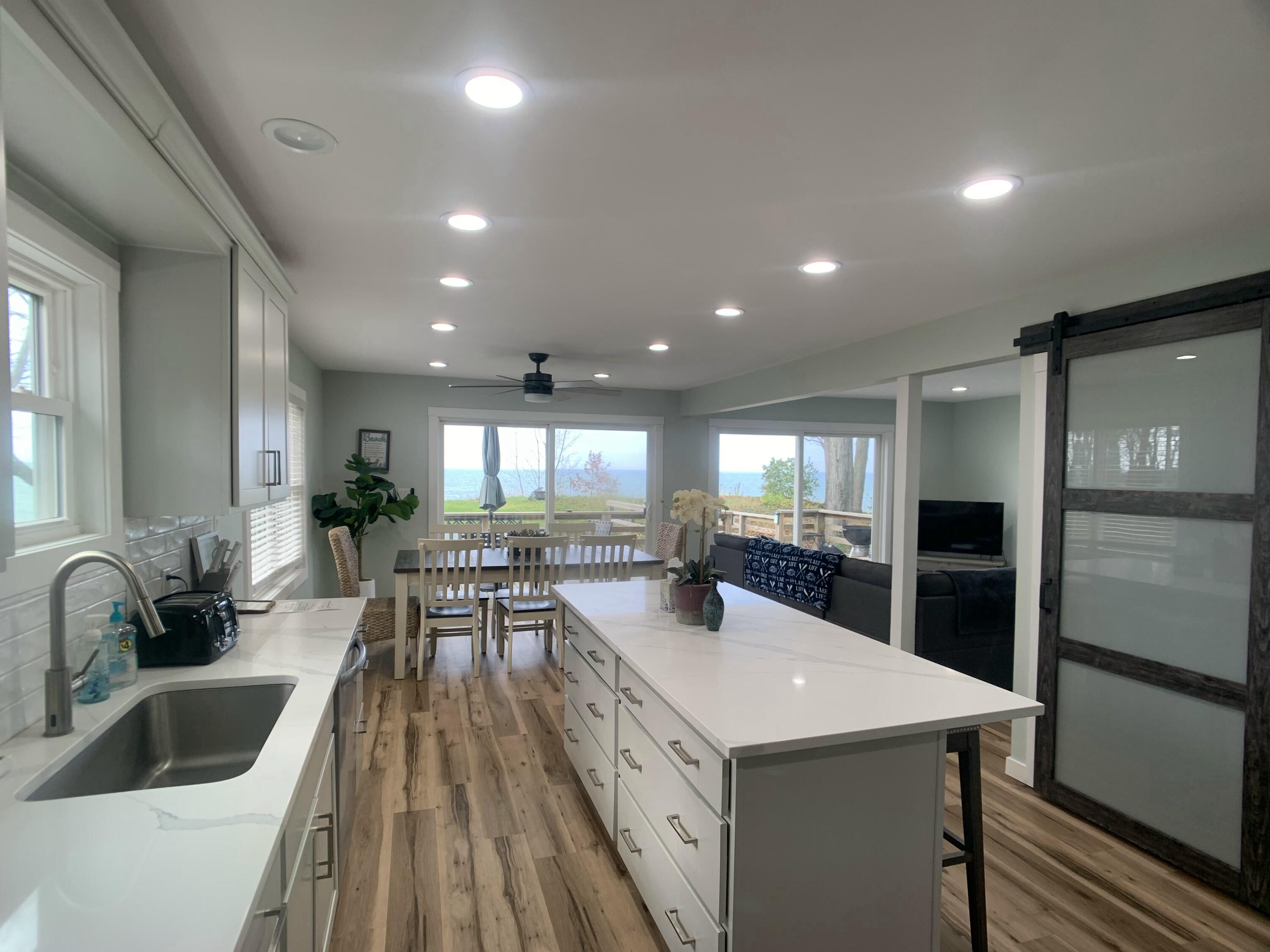 4805 Rosabelle Beach Avenue Holland, MI 49424 - Photo 8 of 34 078D9976-0227-4444-B67E-88EBE3DEE656