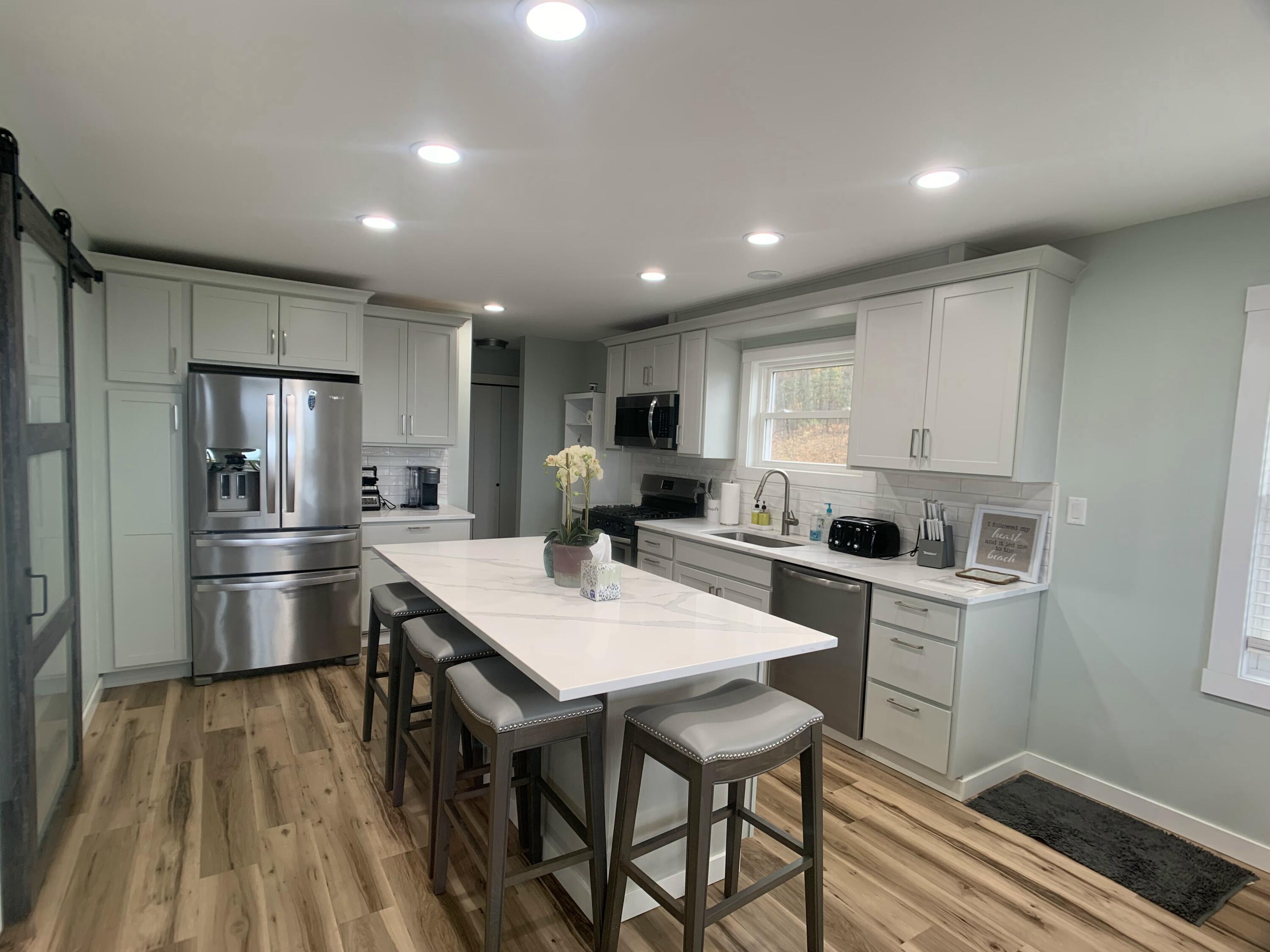 4805 Rosabelle Beach Avenue Holland, MI 49424 - Photo 9 of 34 BFACEB31-13F7-4CDE-8847-8668E5216665