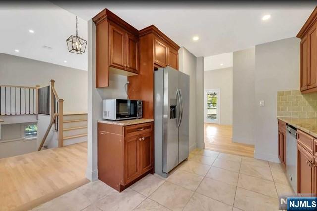 22 Greentree Terrace Tenafly, NJ 07670 - Photo 12 of 26