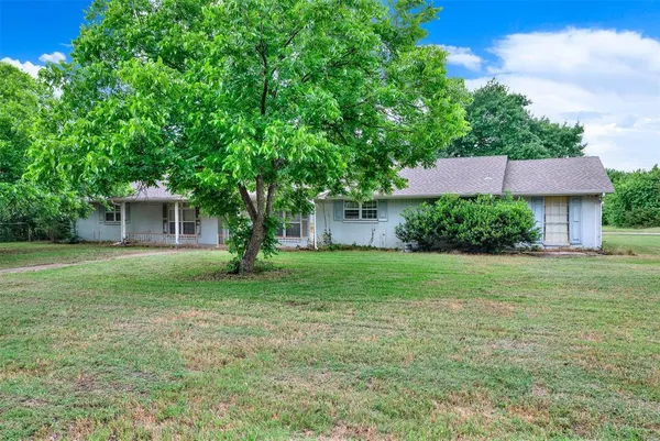 $2,200,000 | 1415 South Joe Wilson Road, Cedar Hill, TX 75104