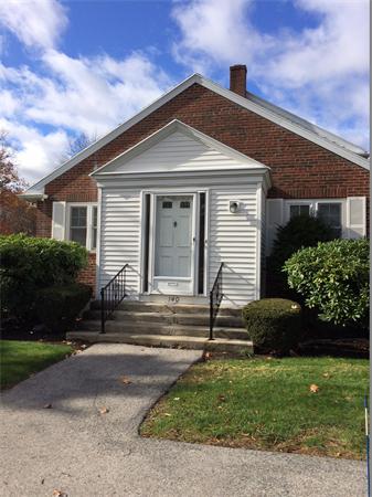 140 Emerson Gardens Road, Unit 140 Lexington, MA 02420 - Photo 1 of 3 Gallery Image 1