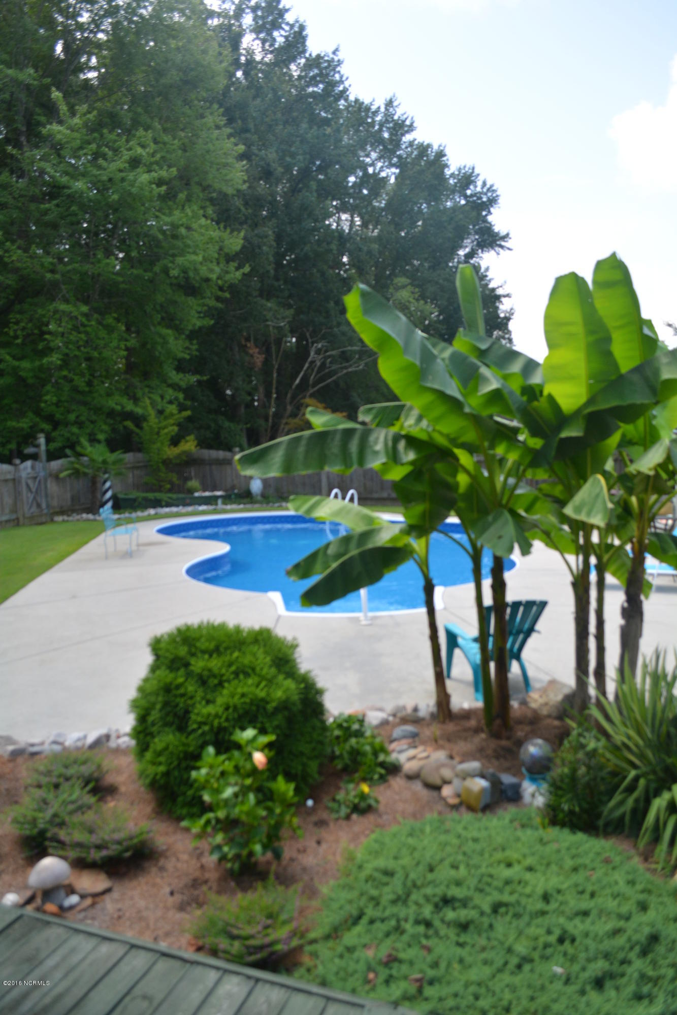 1088 Rock Road Williamston, NC 27892 - Photo 1 of 54 Powell 036