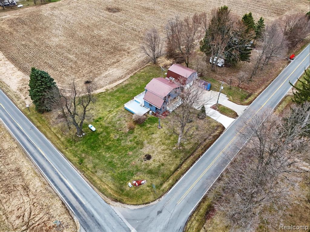 992 West Bennington Road Owosso, MI 48867 - Photo 49 of 61