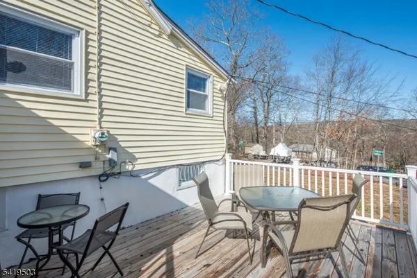 $279,500 | 40 Kingsland Road, West Milford, NJ 07421