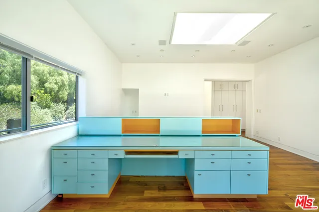 $25,000 | 6000 Philip Avenue, Malibu, CA 90265