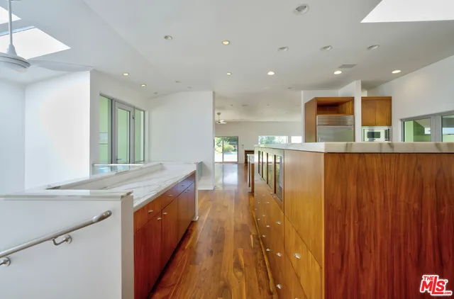 $25,000 | 6000 Philip Avenue, Malibu, CA 90265