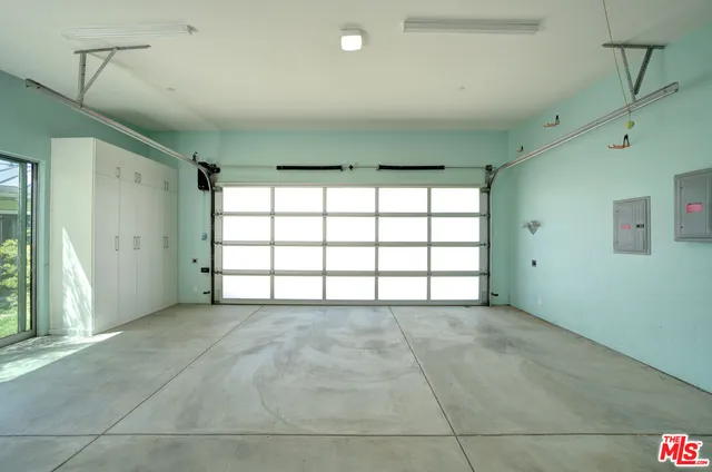 $25,000 | 6000 Philip Avenue, Malibu, CA 90265