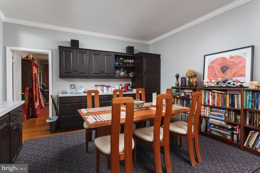 4611 Roland Avenue Baltimore, MD 21210 - Photo 24 of 46 Second Floor Dining/Living Area