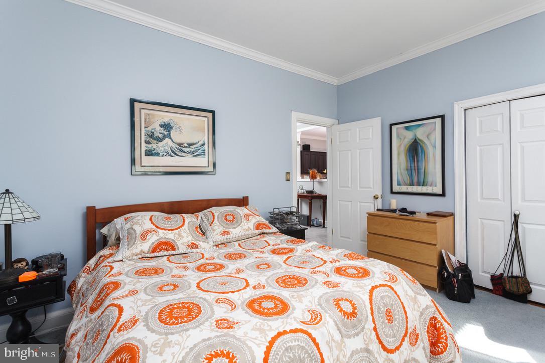 4611 Roland Avenue Baltimore, MD 21210 - Photo 26 of 46 Second-floor bedroom