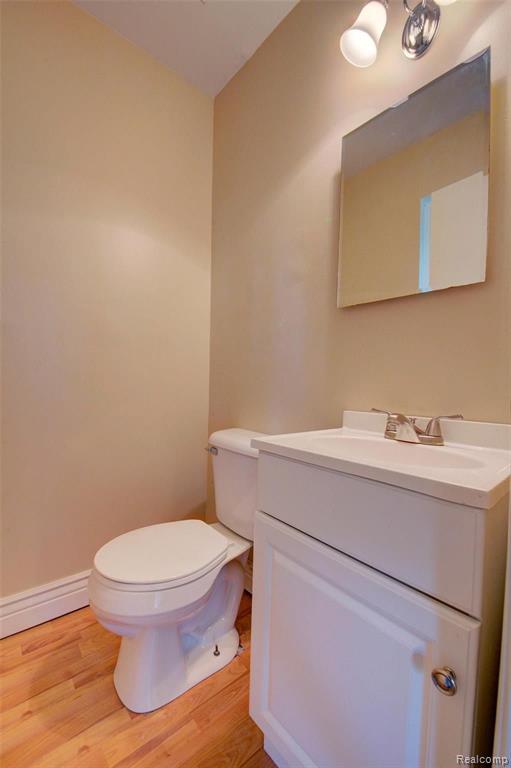 6161 Gordon Road Waterford, MI 48327 - Photo 24 of 53