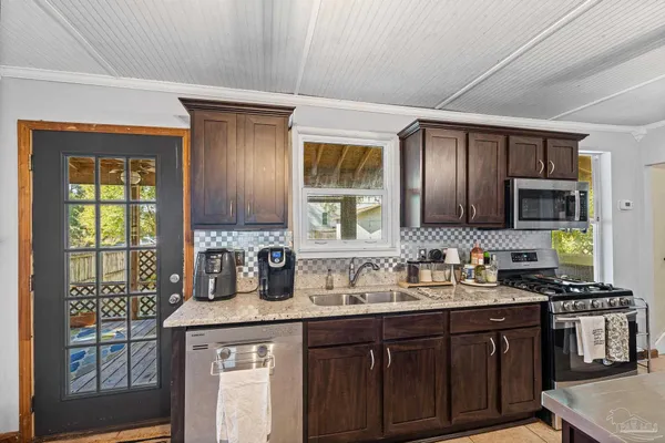 $560,000 | 401 North 16th Avenue, Pensacola, FL 32501