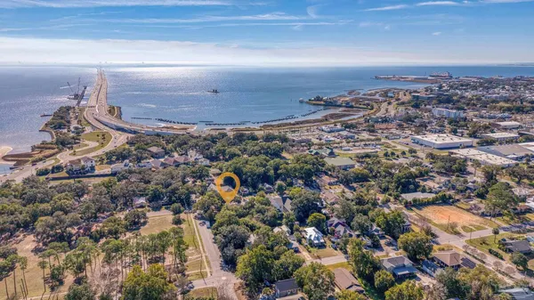 $560,000 | 401 North 16th Avenue, Pensacola, FL 32501