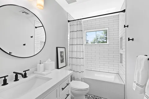 $1,849,000 | 55 Squires Avenue, East Quogue, NY 11942