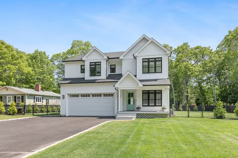 $1,849,000 | 55 Squires Avenue, East Quogue, NY 11942