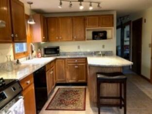 19 Clarkdale Road Kennebunk, ME 04043 - Photo 8 of 17 Kitchen 2