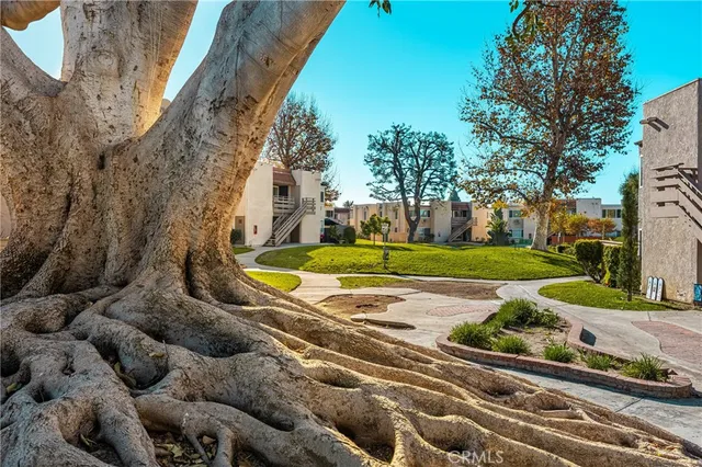 $419,000 | 212 South Kraemer, Unit 2616, Placentia, CA 92870