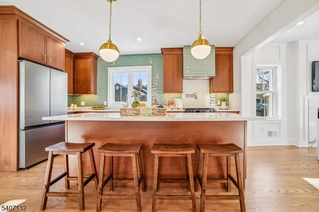 $1,099,000 | 135 Union Avenue, Maplewood, NJ 07040